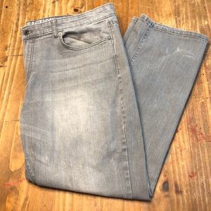 Men’s Straight Jeans